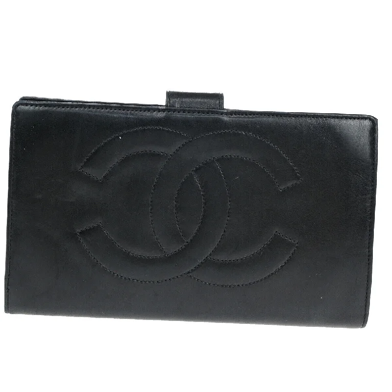 Wallets in premium leather-Chanel Coco Mark  Leather Wallet  (Pre-Owned)