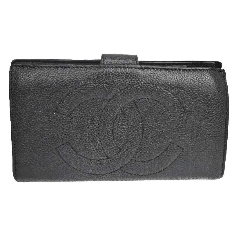 Wallets with leather gear-Chanel  Leather Wallet  (Pre-Owned)