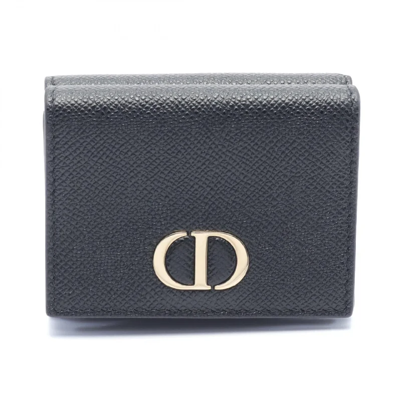 Wallets in trendy tags-Dior Leather CD Logo Tri-fold Wallet Black