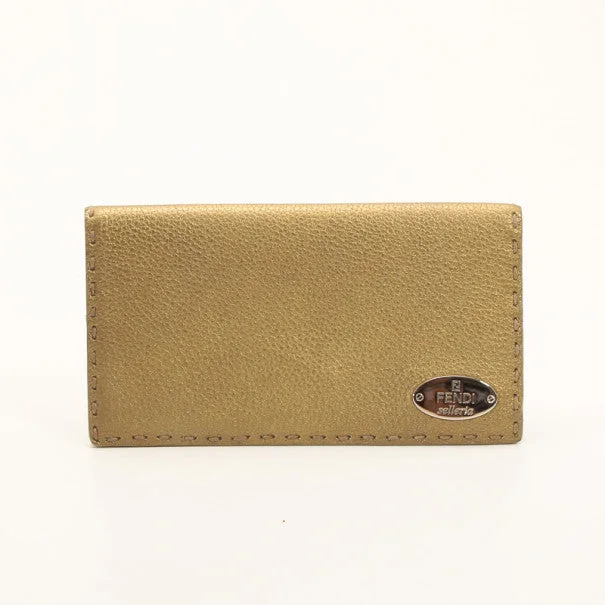 Keychains for key organizers-Fendi Selleria Continental Wallet..