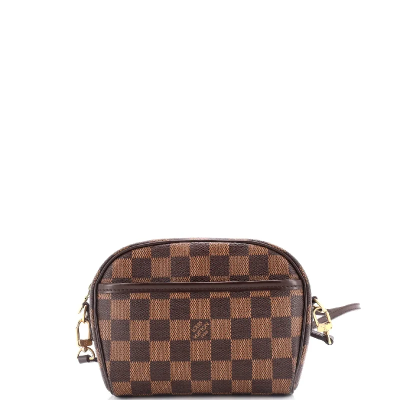 Keychains with retro vibes-Ipanema Pochette Damier