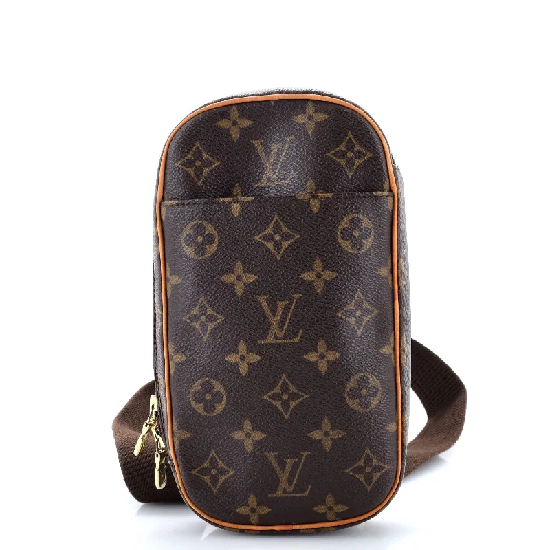 Wallets for digital nomads-Pochette Gange Monogram Canvas