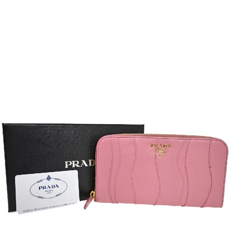 Wallets with flip covers-Prada  Leather Wallet  (Pre-Owned)