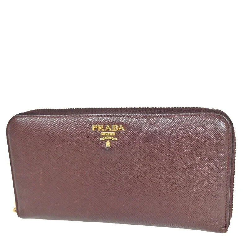 Keychains for travel gear-Prada Saffiano  Leather Wallet  (Pre-Owned)