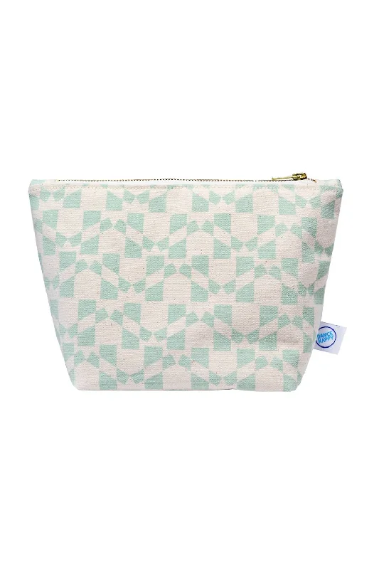 Wallets for daily needs-Women's Hadley Cosmetic Bag In Sage