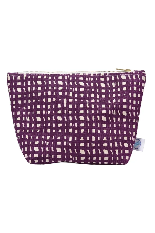 Wallets with bold designs-Women's Ivy Cosmetic Bag In Italian Plum