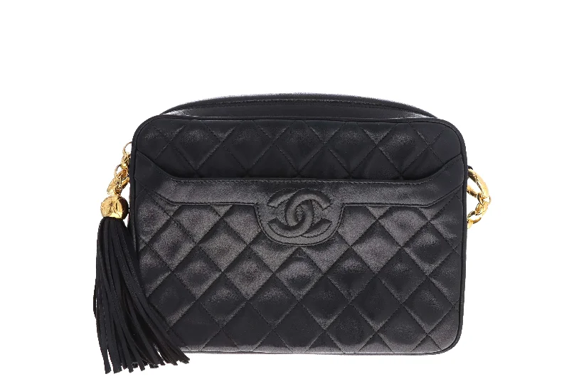 Handbag soft texture-Chanel Black Lambskin Pocket Camera Bag Medium