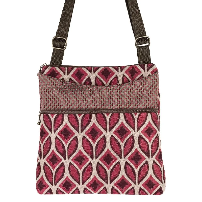 Leisure Bag with lightweight straps-Spree in Woven Tulip Red