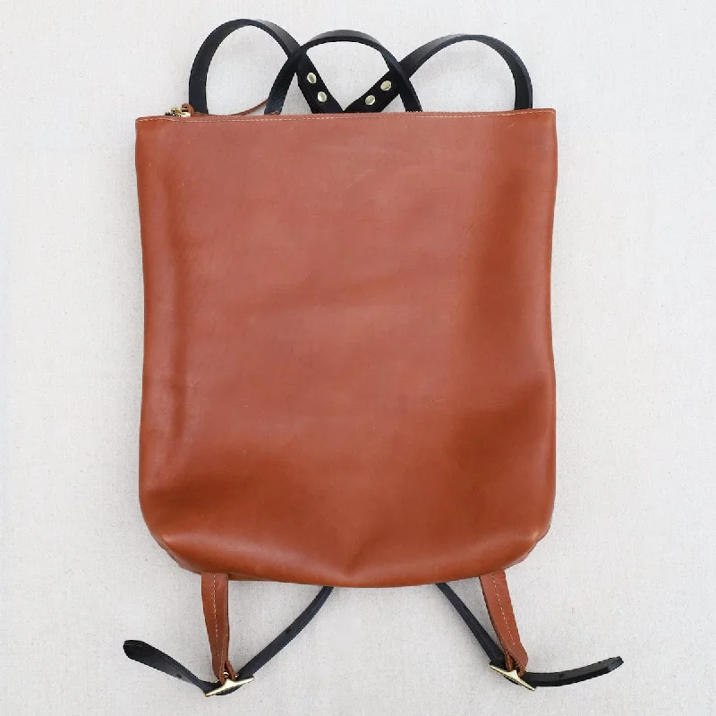 Leisure Bag spacious-The Nico Backback in Whiskey and Black